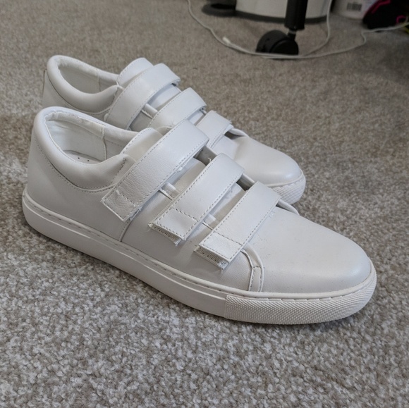 Kenneth Cole White Velcro Sneakers 